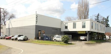 Preview of Industrial space for Sale at 215 and 217 S Findlay St