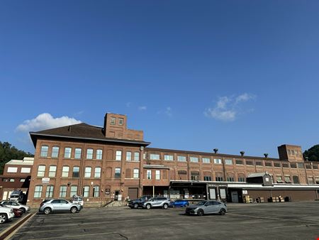 Preview of commercial space at 1001 Airbrake Ave