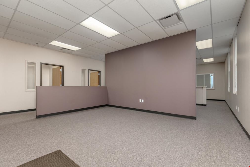 S. Kingshighway 2nd Floor Office Space