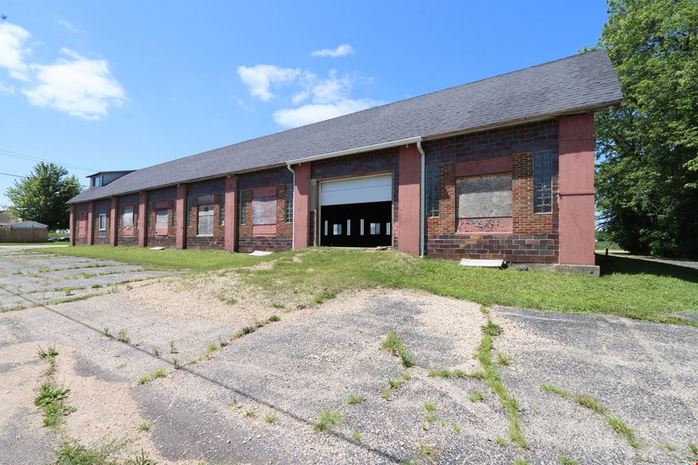 548 Delavan Dr