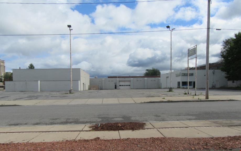 647 W Genesee St