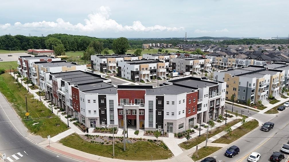 124 Seabrook Drive, Unit 104