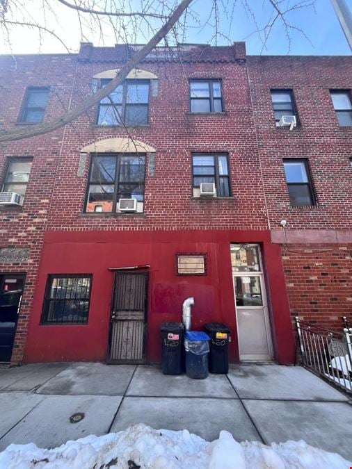 420 Grand St