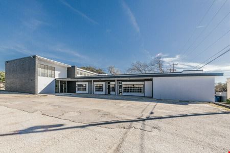 Preview of Retail space for Sale at 910 Manor Dr