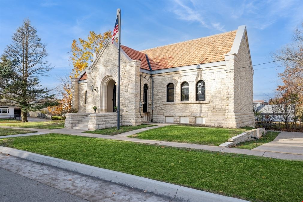 Historic Anamosa Public Library