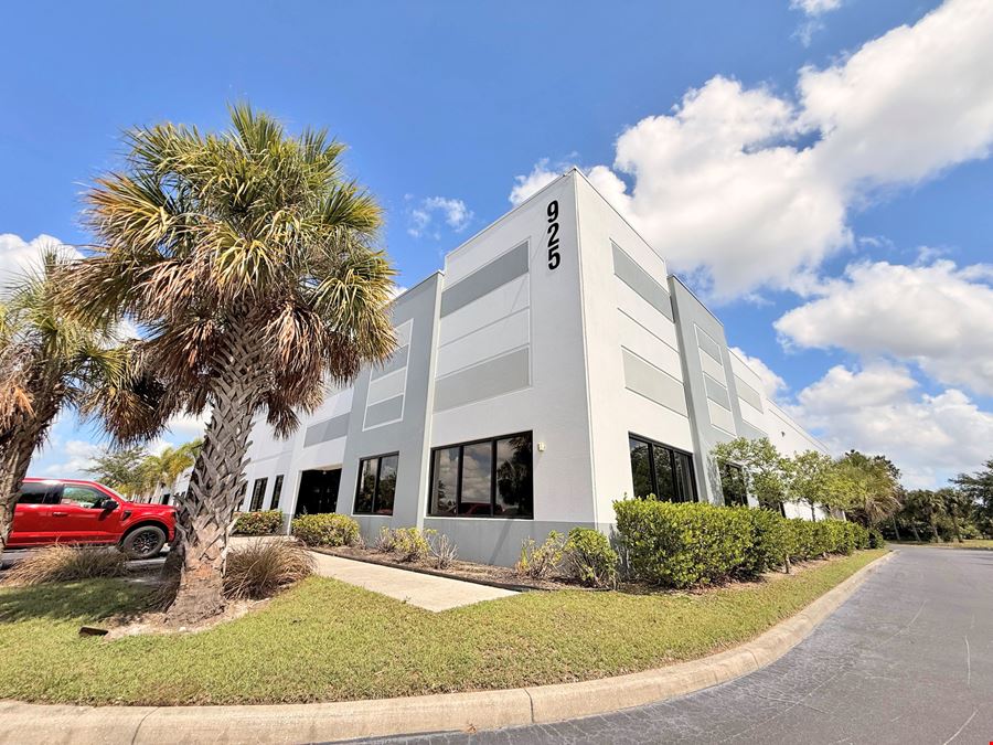 East Cape Commerce Center Dock-High Warehouse Space