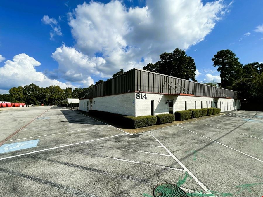 814 S Eastman Rd