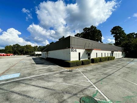 Preview of Office space for Rent at 814 S Eastman Rd