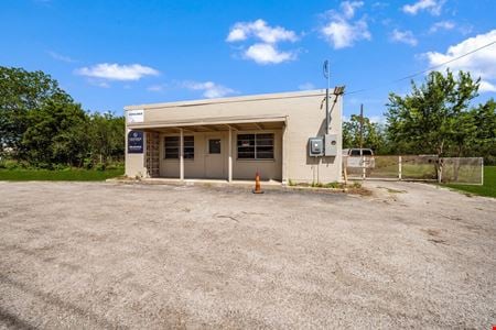 Preview of commercial space at 992 E Southcross Blvd