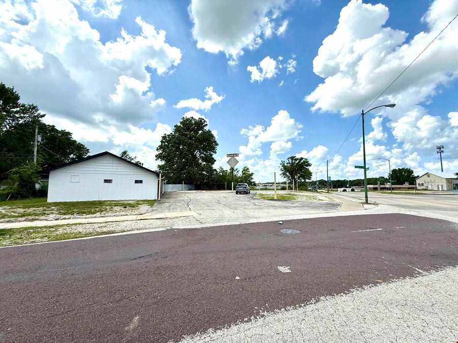 1,581 SF on .48 Acres Zoned HC in NW Springfield