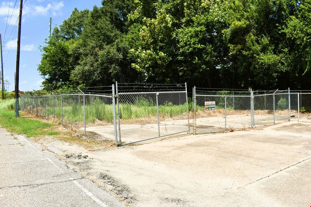710 N. Perry St. - 2,381 SF Warehouse