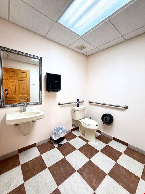 5966 Boymel Drive, Unit 1B