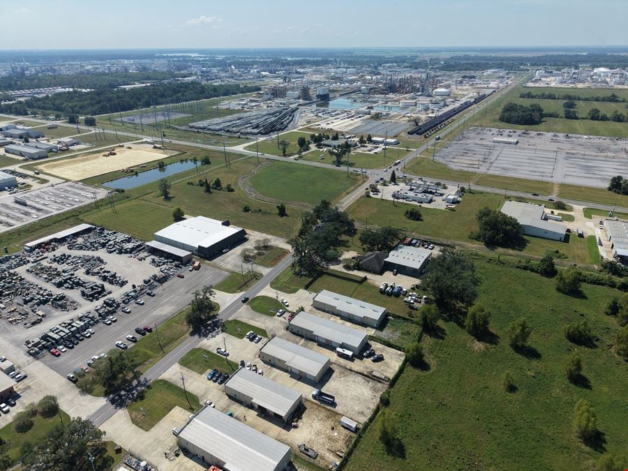±4,825 SF Industrial Facility For Sublease