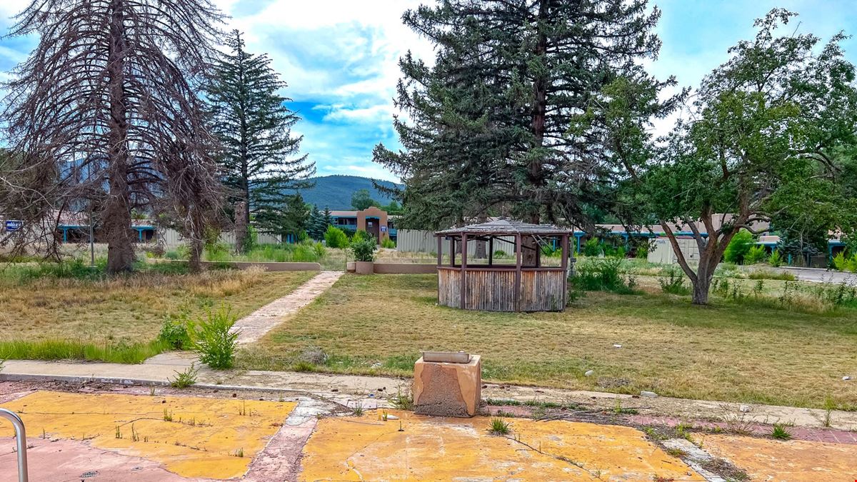 Kachina Lodge