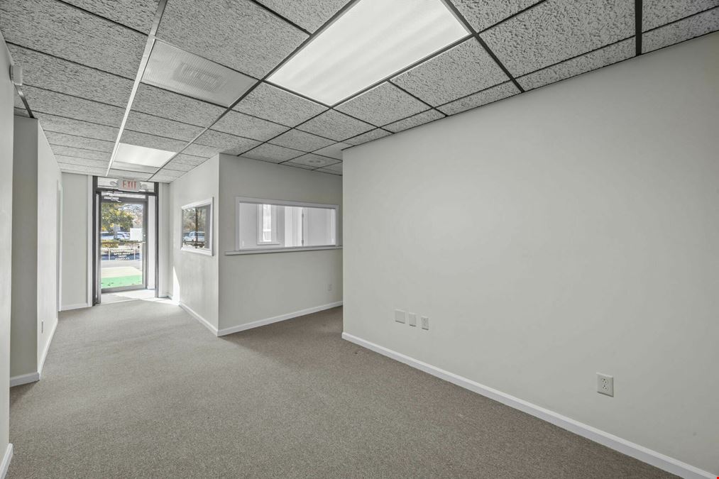 1,800 sqft Office Space For Lease New Bern