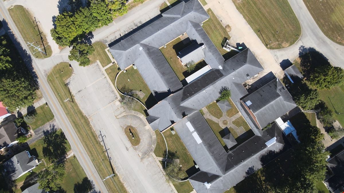 Former Sunrise Manor Nursing Home