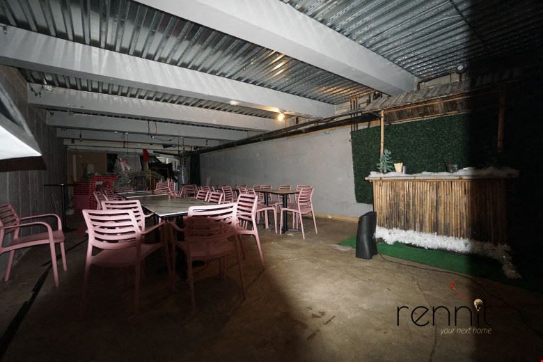 1022 Broadway
