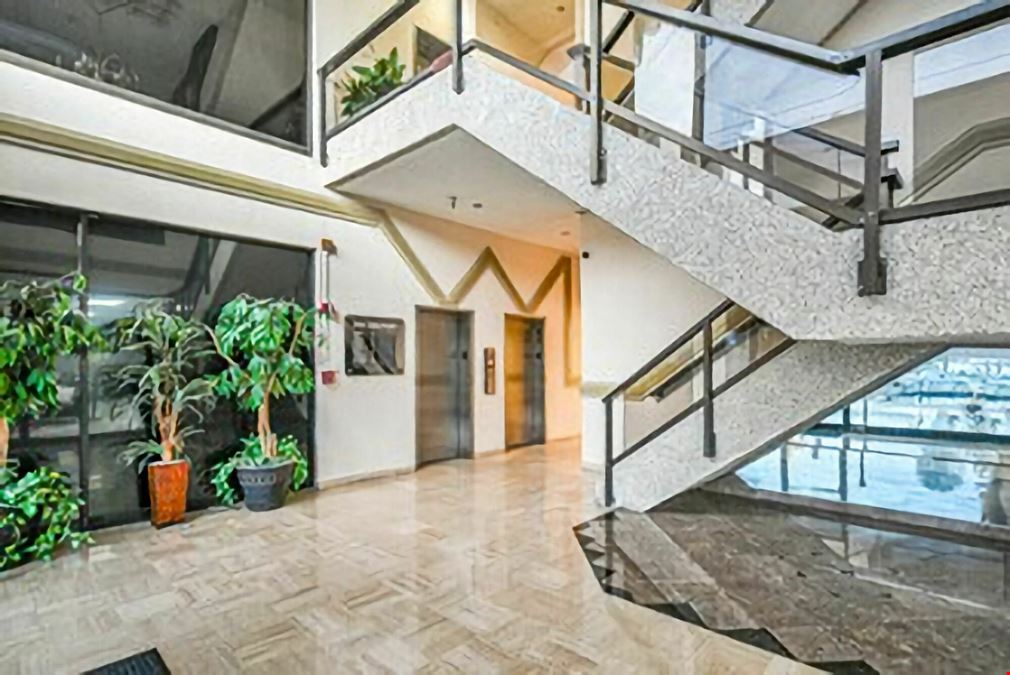 Oakland Park Office Building