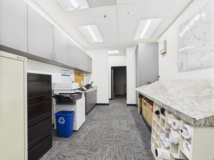 Office Sublease in Lake Oswego