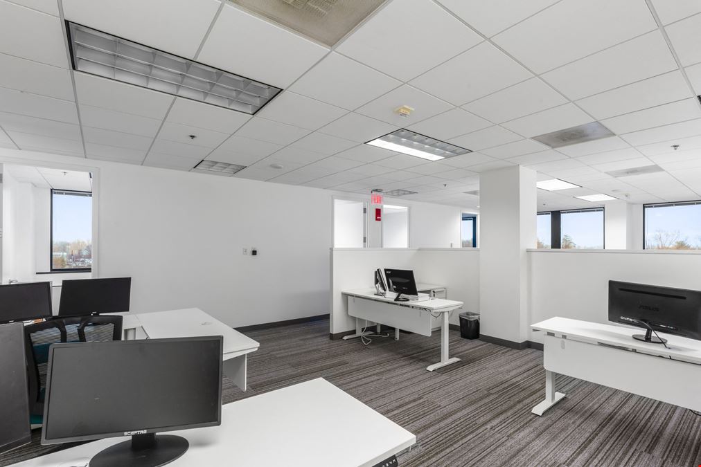 Falls Church Office Sublease | 2,766 SF Plug-and-Play Office Space at 6400 Arlington Blvd