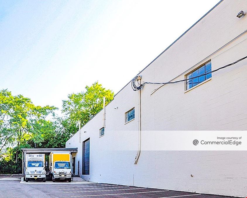 585 Industrial Road