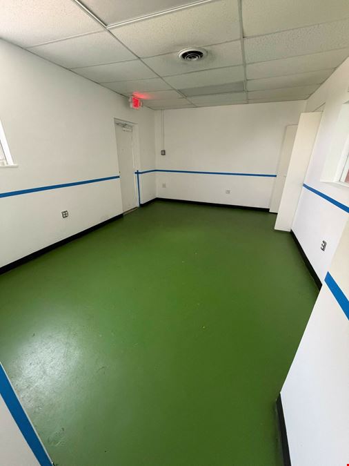 North Miami Commercial Warehouse