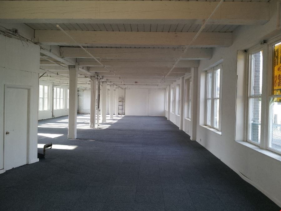 Bright 15,000 SF Loft Building for Lease — 3550 N 9th St, Philadelphia 19140