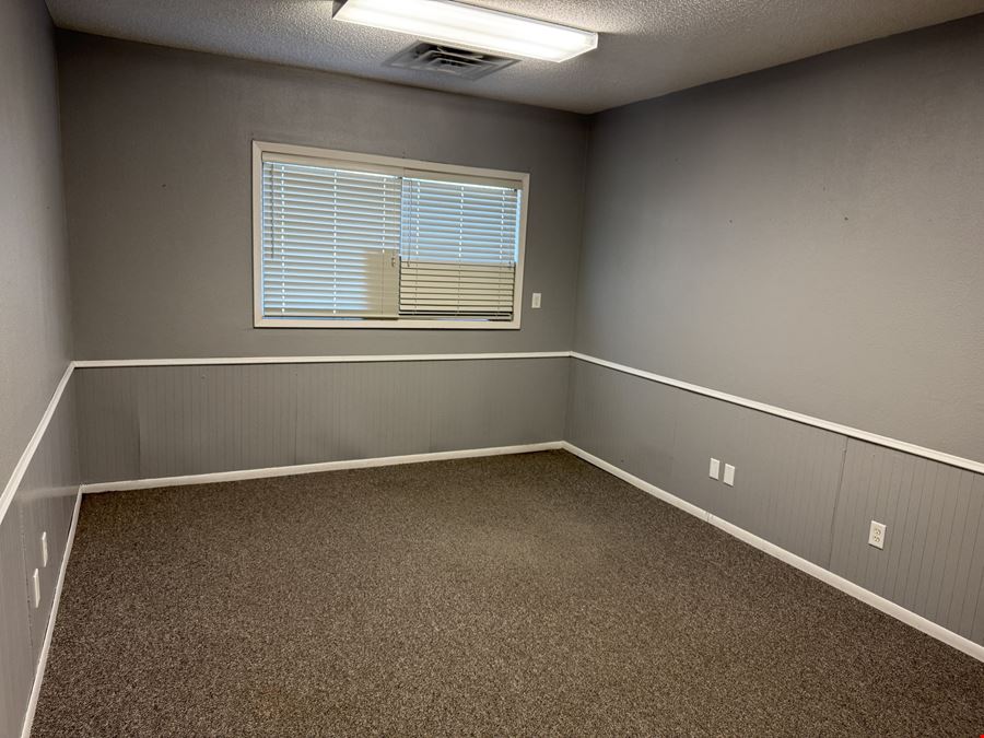 South Fargo Office With Warhouse