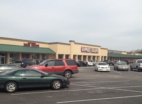 Preview of Retail space for Rent at 5315 Antoine Drive