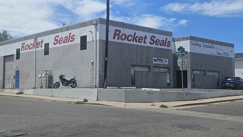 Preview of Industrial space for Sale at 1295-1297 S Lipan Street