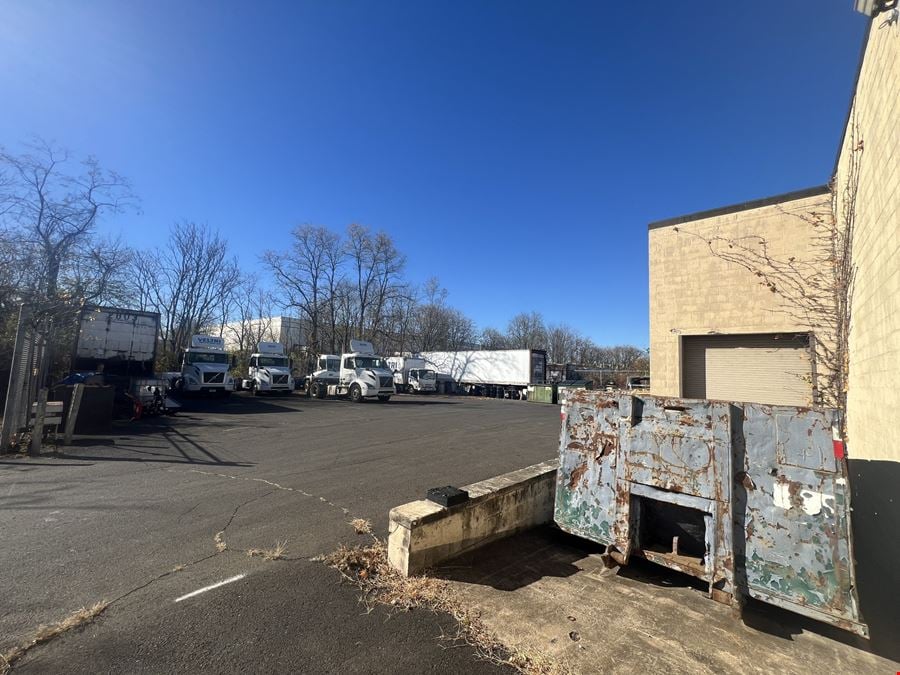 1961 Hartel Street