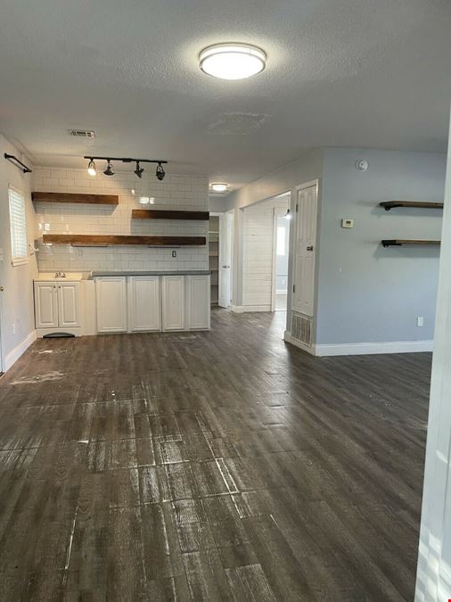 1084 SF Lease Available