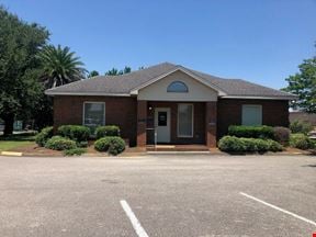 Freestanding Building on US Hwy 98