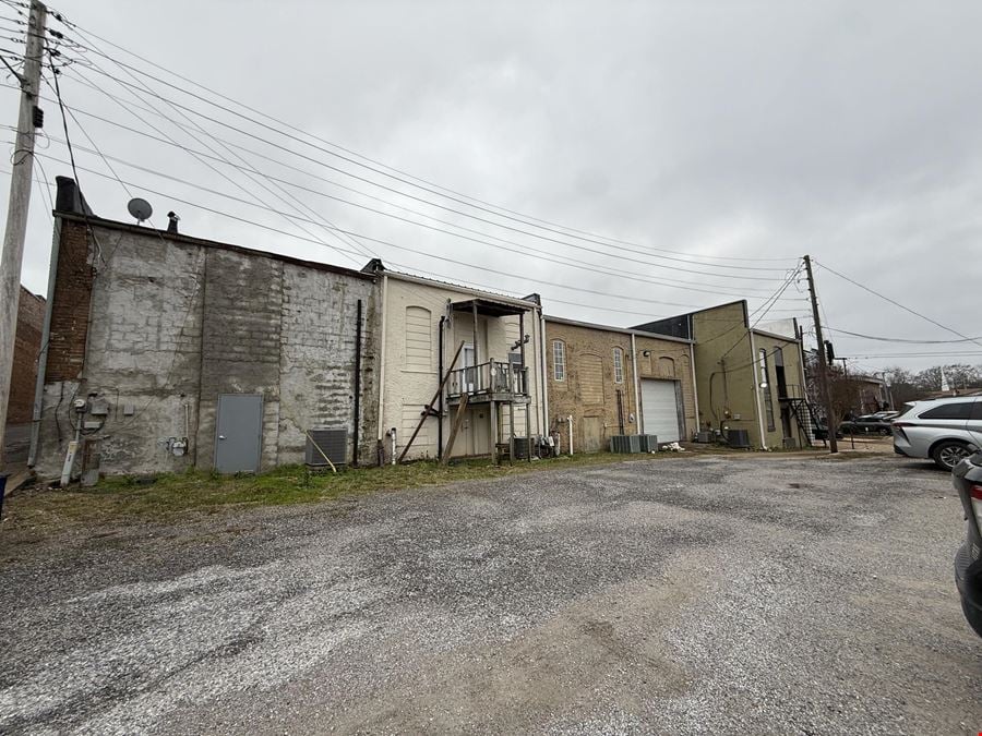 108 E Main St