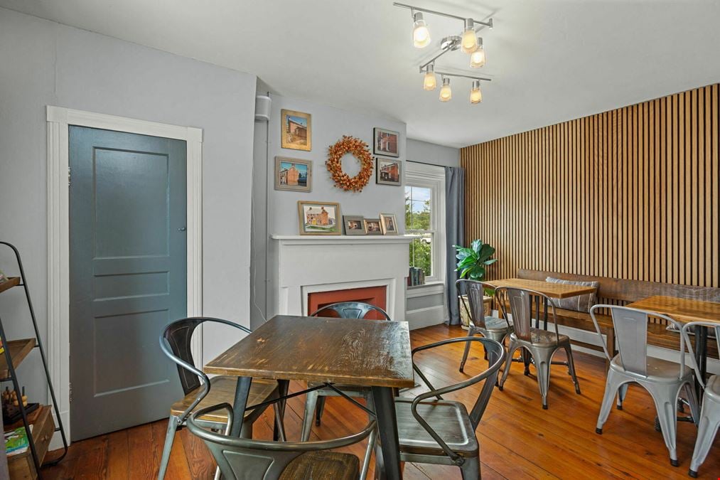 CORNER RETAIL OPPORTUNITY IN THE HEART OF BRIDGEWATER