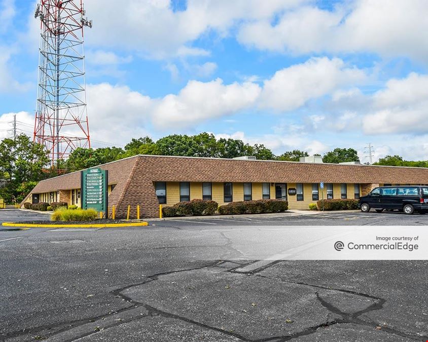 Crossroads South Corporate Park - 1757 Veterans Memorial Hwy