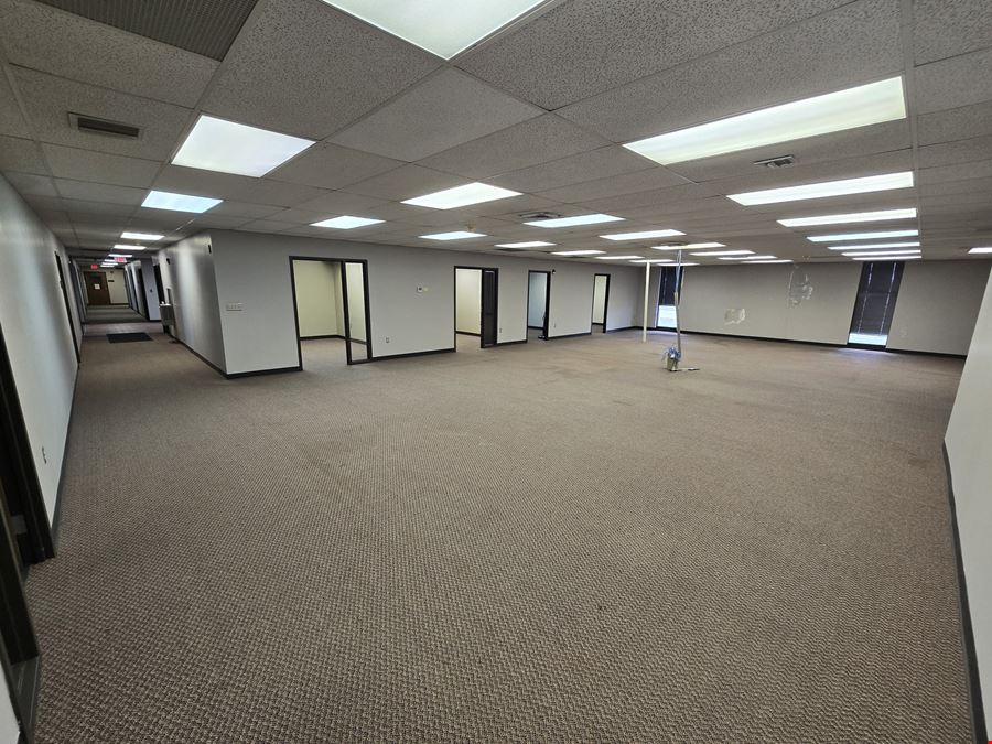 1600 E Benson Rd