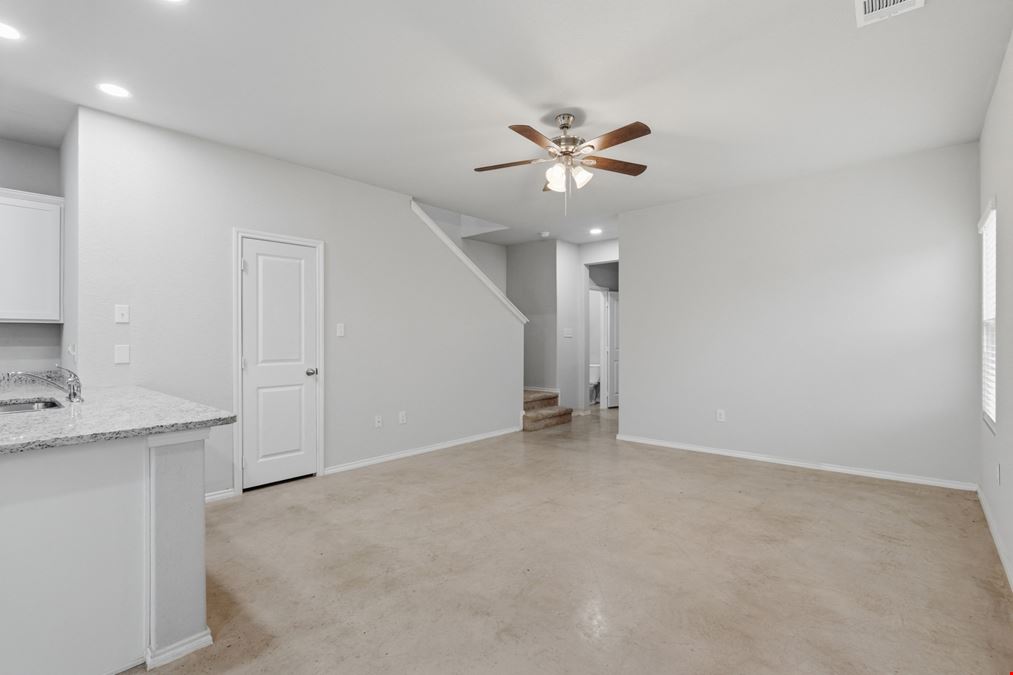 7239 Converse Ridge Quadplex