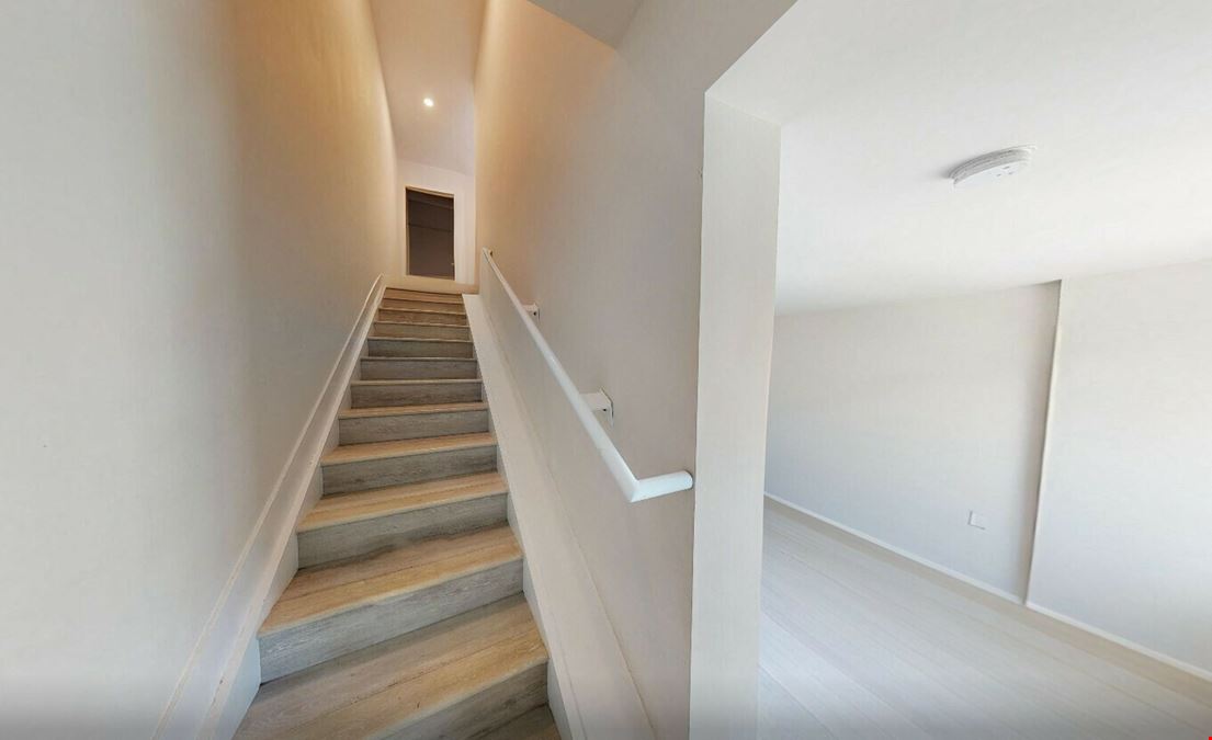 2505 Northeast 193rd Street, unit 4208