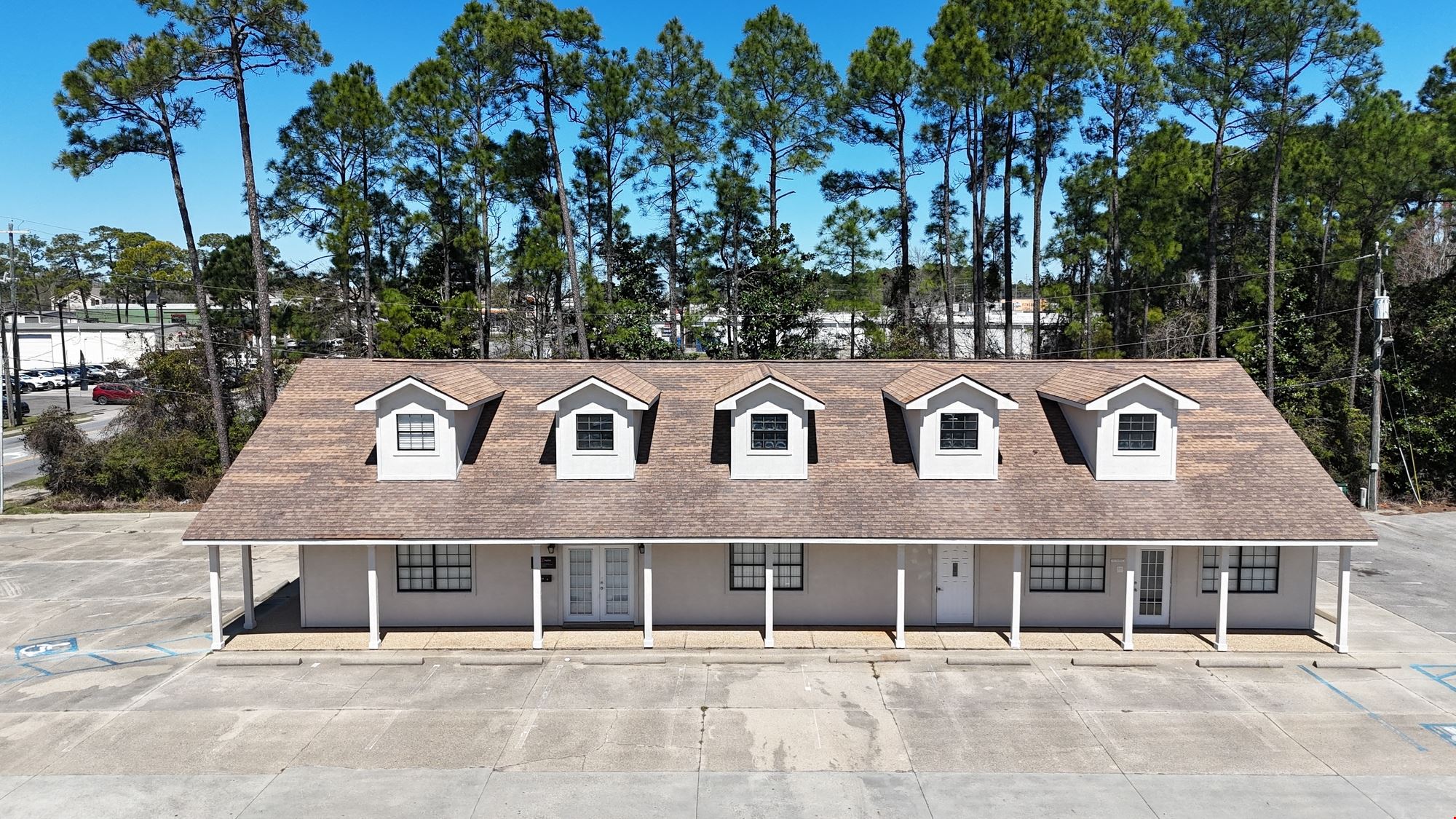 Fully Leased! Income Producing Property