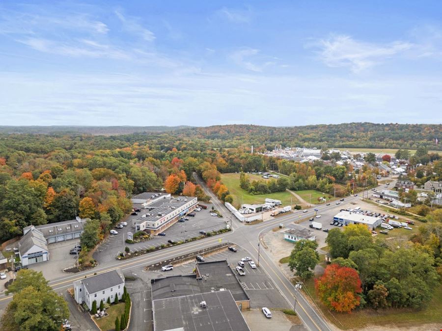 Retail Space for Lease on Route 1 in Topsfield, MA