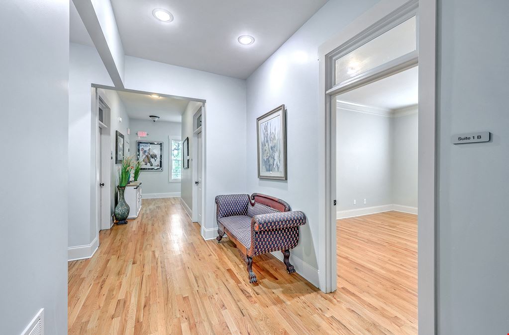 Commercial Gem in the Heart of Historic Summerville