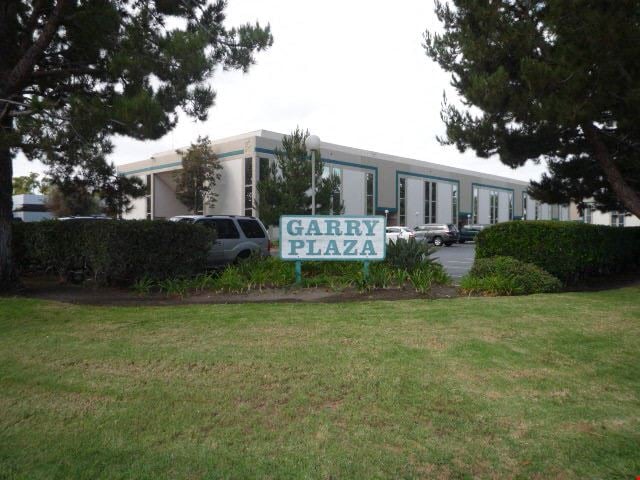 Garry Plaza Office Park