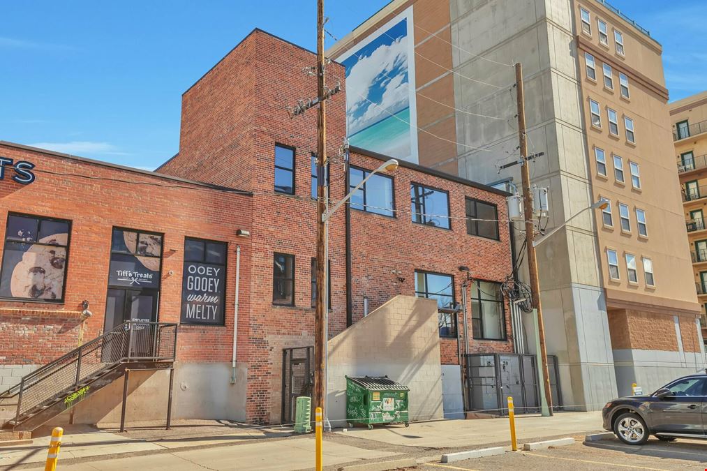 Office / Retail Space On Broadway