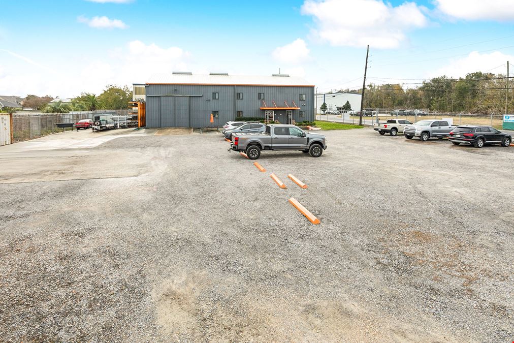 Industrial Yard & Office/Warehouse Space for Lease in St. Rose