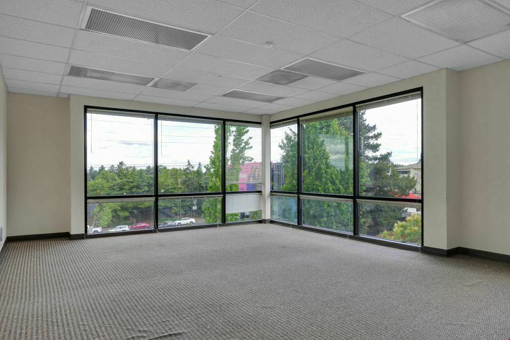 Centre 205