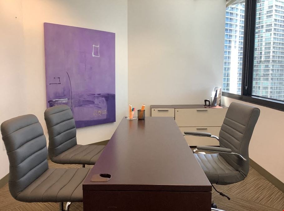 Brickell 21 - Brickell Business Center
