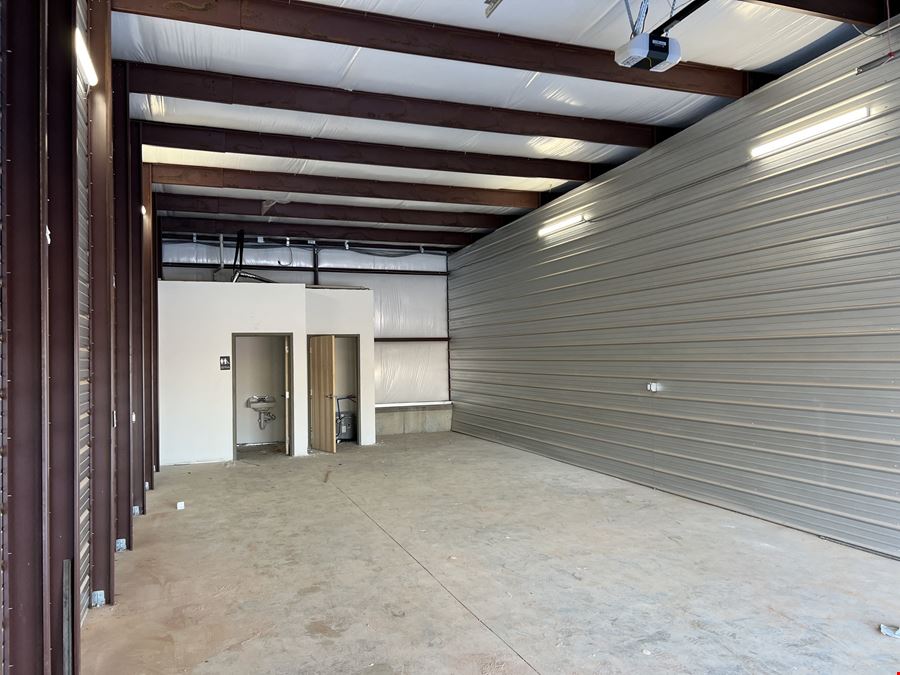 +/- 1,000 SF Warehouse Space