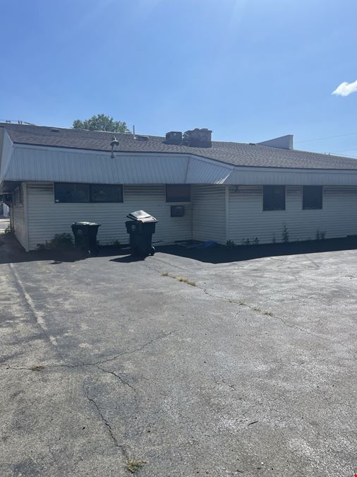 3,044+/- SF Office/Retail Building