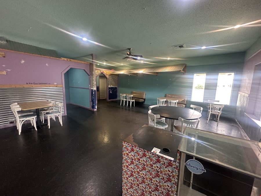 Restaurant Space Available For Lease in Ft. Walton Beach, FL